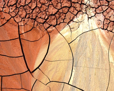 DRY EARTH